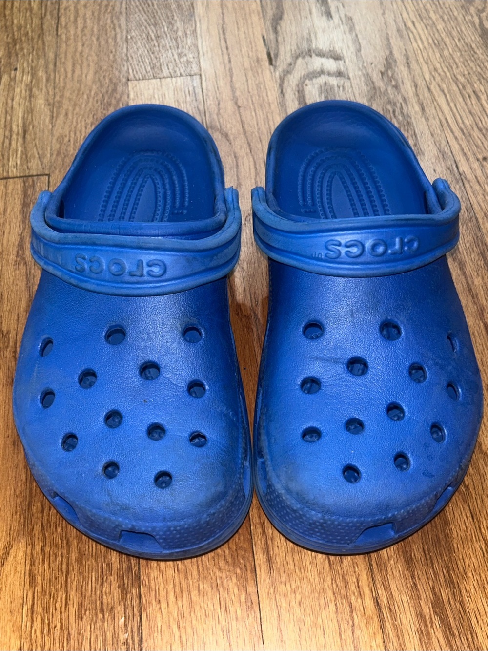 CROCS Clogs in Royal Blue Men’s size 8 Women’s size 10
